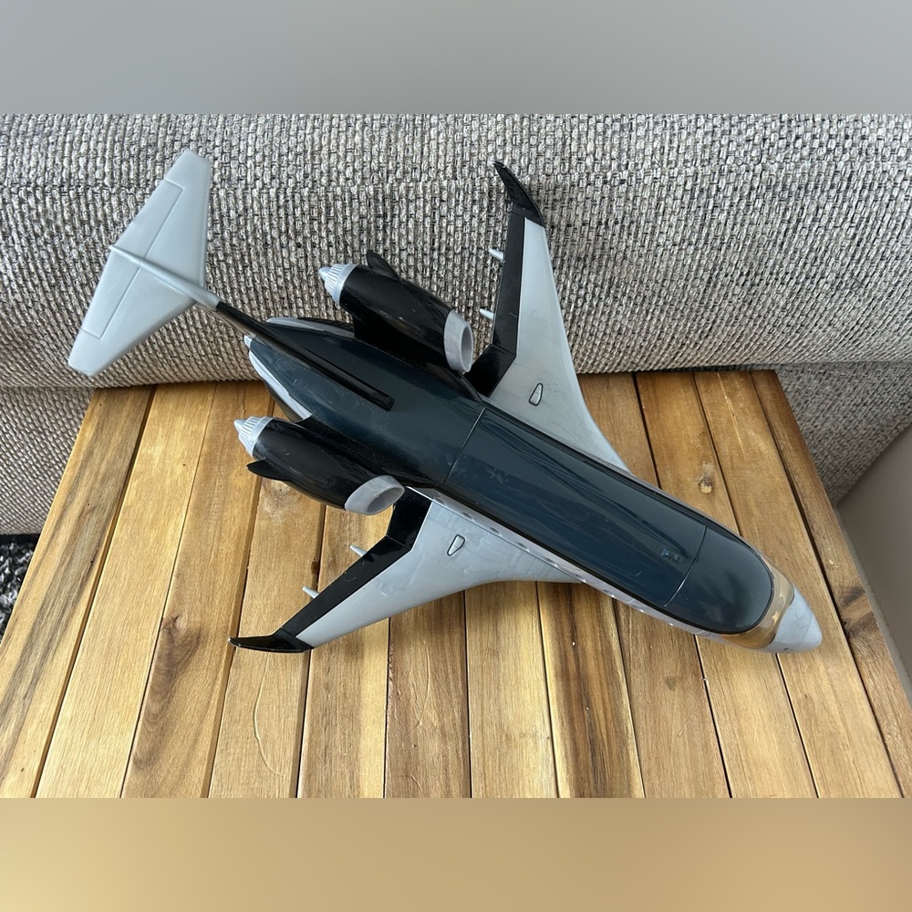 Cars 2 Sleek Black and Gray Jet